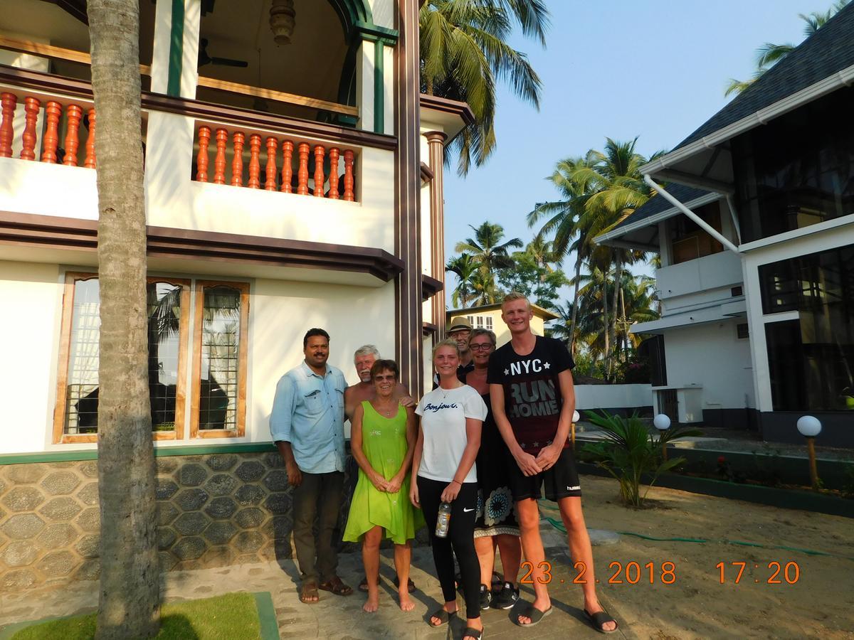 Sunset Beach Villa Cherai Kochi Bagian luar foto