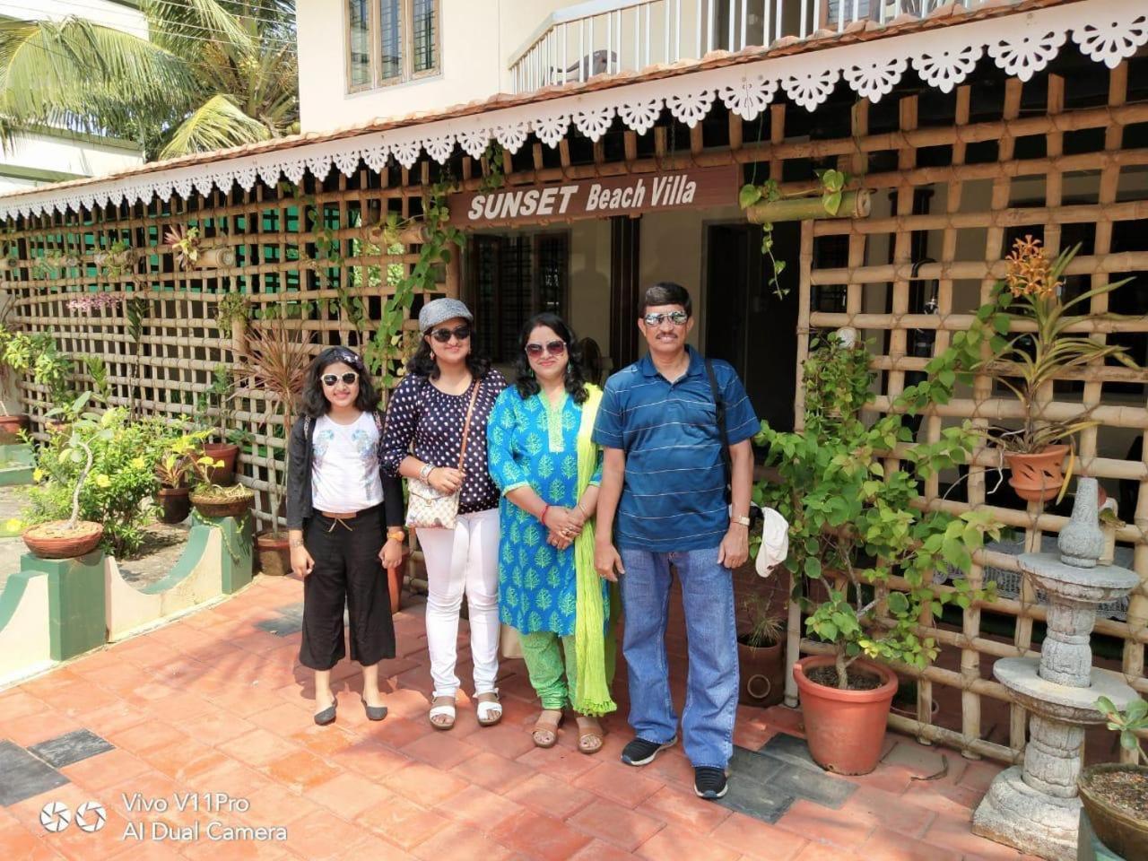 Sunset Beach Villa Cherai Kochi Bagian luar foto